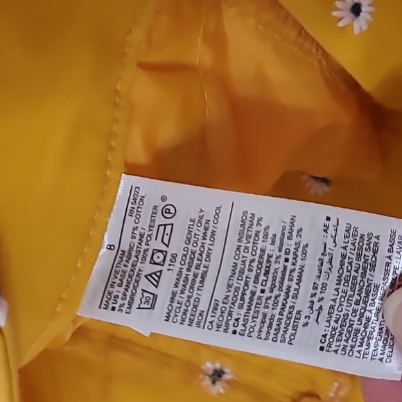 Old Navy Mustard Pixie Pants with Embroidered Daisies size 8 - Picture 5 of 8